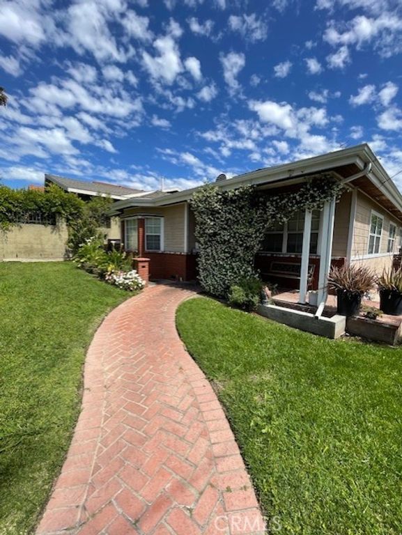 900 E Alpha Street, Inglewood, CA 90302