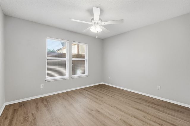 826 Shady Glen Lane, Bedford, TX 76021