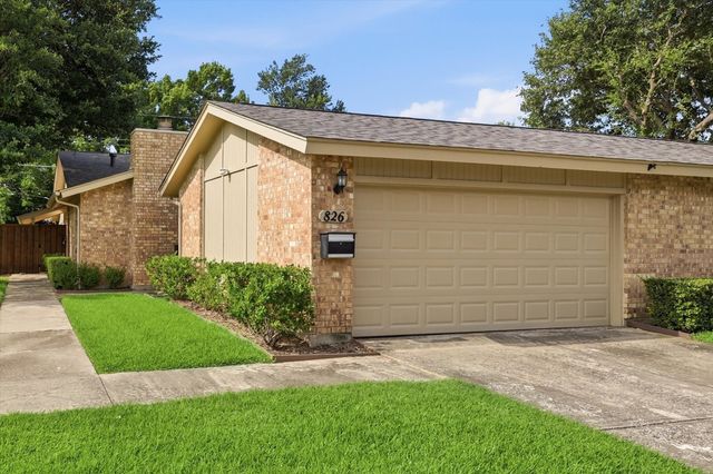 826 Shady Glen Lane, Bedford, TX 76021