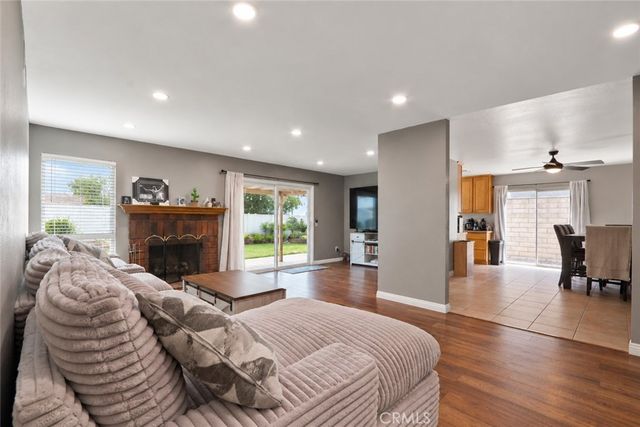 1305 Turquoise, Corona, CA 92882