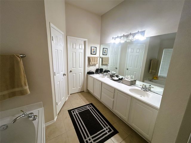 7021 Crenshaw Lane, Denton, TX 76210