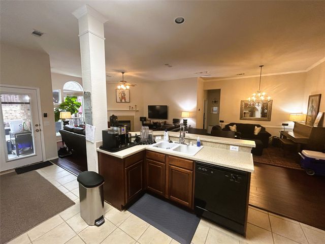 7021 Crenshaw Lane, Denton, TX 76210