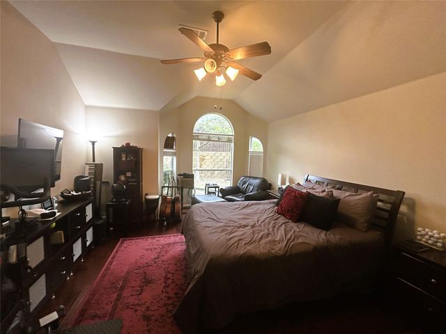 7021 Crenshaw Lane, Denton, TX 76210