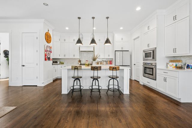 6037 Donovan St, Franklin, TN 37064