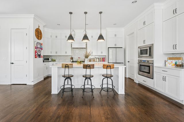 6037 Donovan St, Franklin, TN 37064