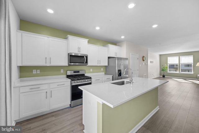 813 BOND ST, Frederick, MD 21701