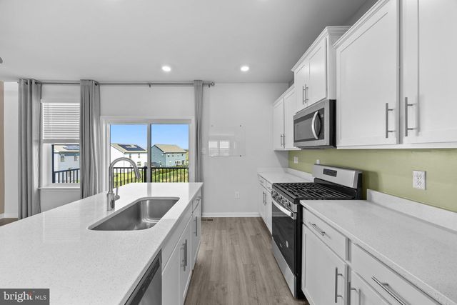 813 BOND ST, Frederick, MD 21701