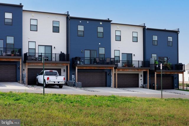 813 BOND ST, Frederick, MD 21701