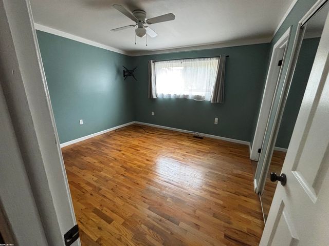 45908 Keding Street, Utica, MI 48317