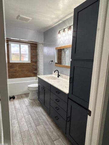 45908 Keding Street, Utica, MI 48317