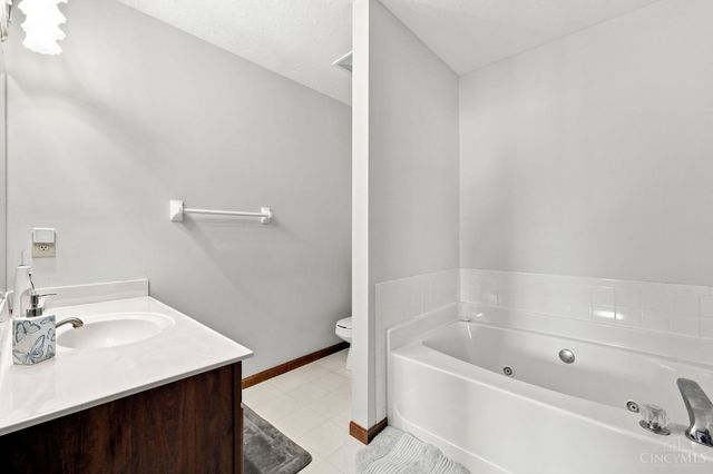 5446 Shady Meadows Drive, Fairfield Twp, OH 45011