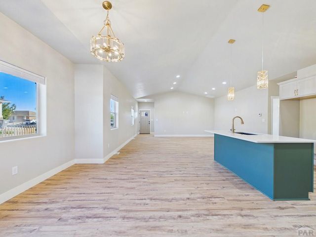 175 S Wiggins Dr, Pueblo West, CO 81007