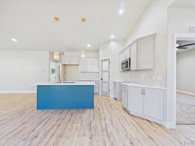 175 S Wiggins Dr, Pueblo West, CO 81007
