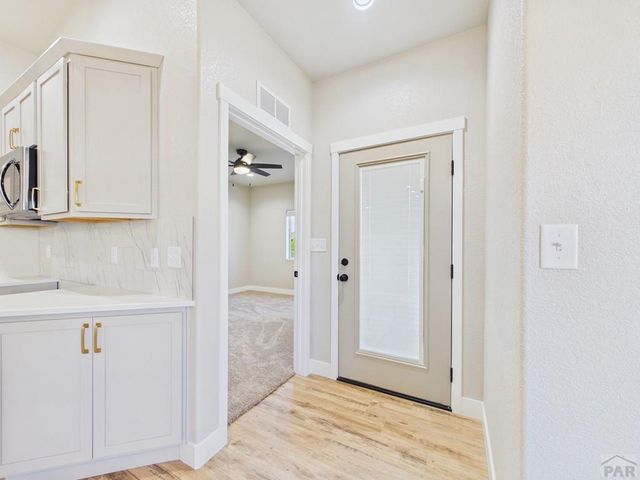 175 S Wiggins Dr, Pueblo West, CO 81007