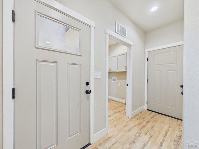 175 S Wiggins Dr, Pueblo West, CO 81007