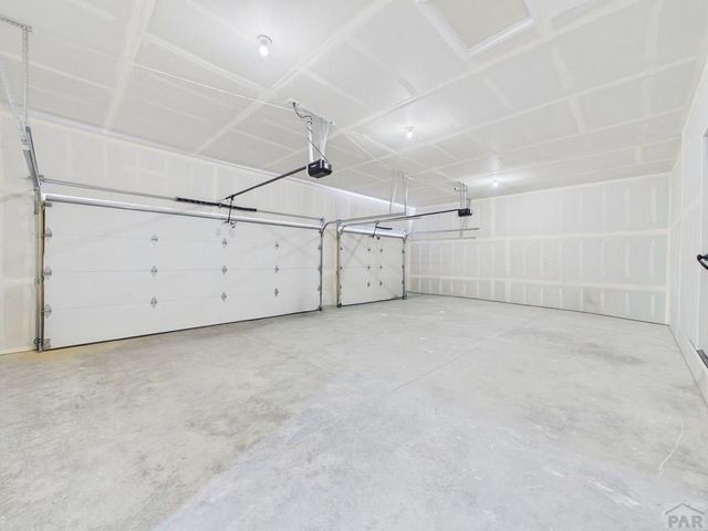 175 S Wiggins Dr, Pueblo West, CO 81007