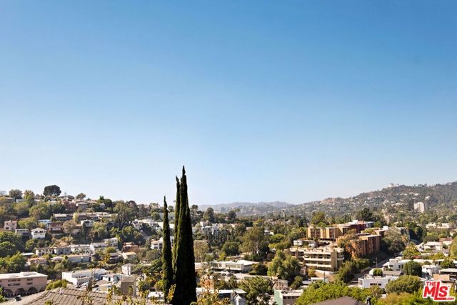2470 Micheltorena Street, Los Angeles, CA 90039