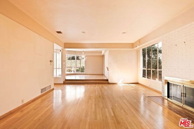 2470 Micheltorena Street, Los Angeles, CA 90039