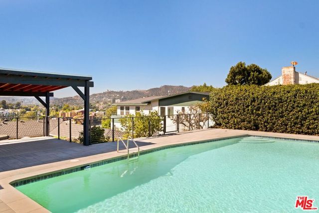 2470 Micheltorena Street, Los Angeles, CA 90039