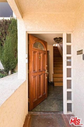 2470 Micheltorena Street, Los Angeles, CA 90039