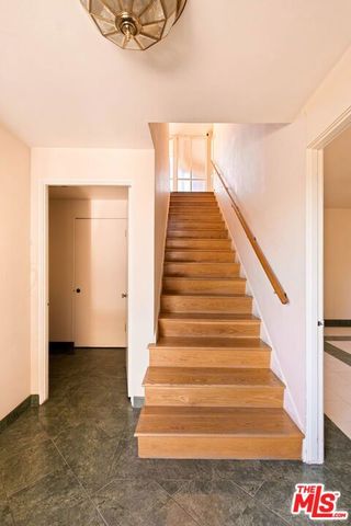 2470 Micheltorena Street, Los Angeles, CA 90039