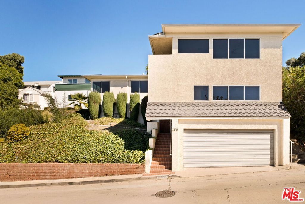 2470 Micheltorena Street, Los Angeles, CA 90039 — photo 2