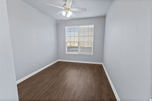 1825 Brookview Drive, Carrollton, TX 75007