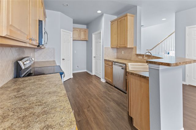 1825 Brookview Drive, Carrollton, TX 75007