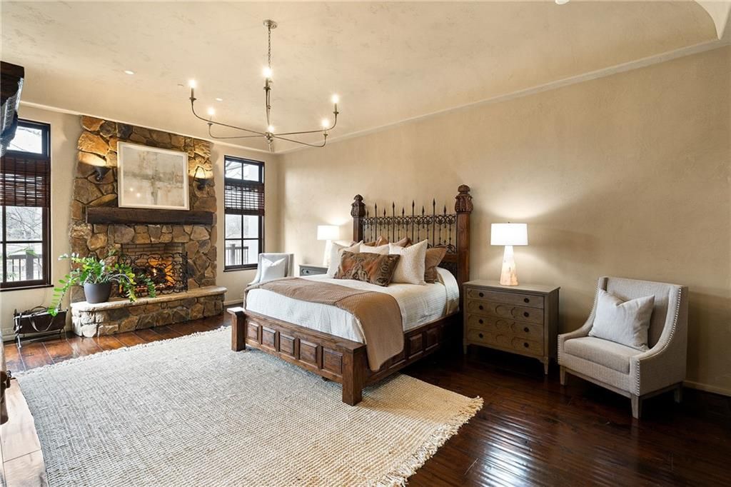 Image 46 of property listing at 550 Blue Heron Way, Milton, GA 30004