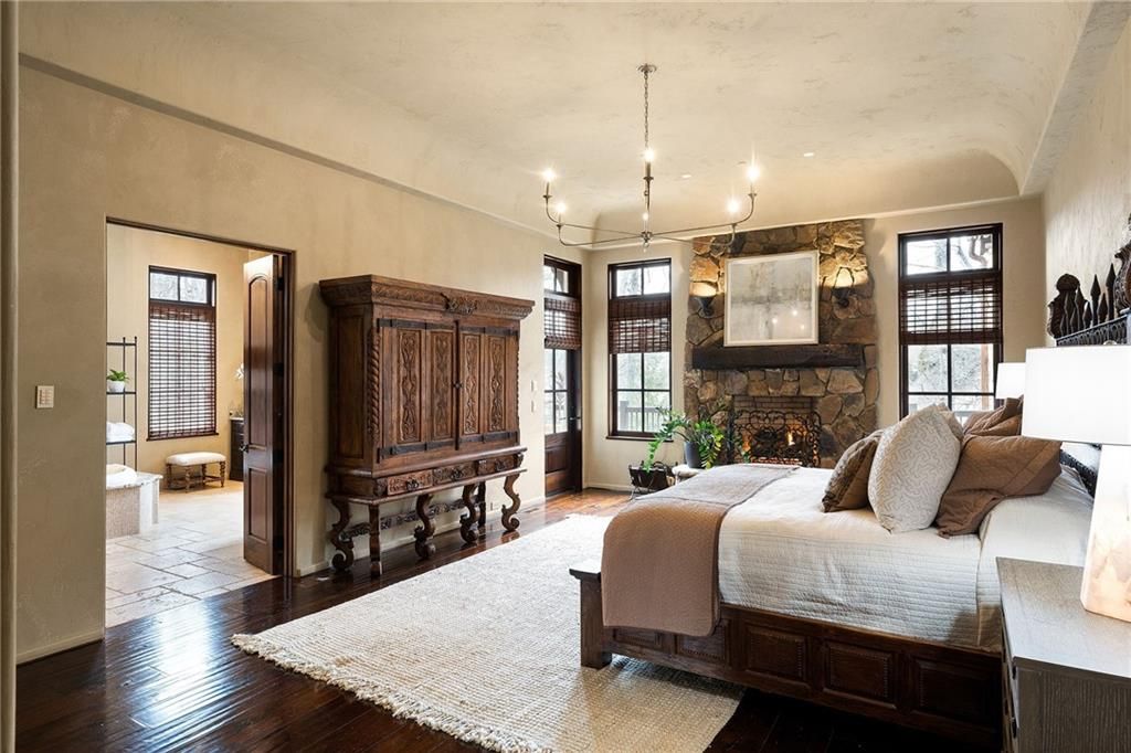 Image 47 of property listing at 550 Blue Heron Way, Milton, GA 30004