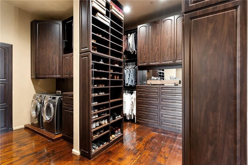 Image 53 of property listing at 550 Blue Heron Way, Milton, GA 30004