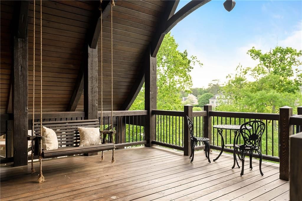 Image 97 of property listing at 550 Blue Heron Way, Milton, GA 30004