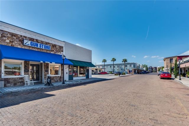 909 ILLINOIS AVENUE, St Cloud, FL 34769