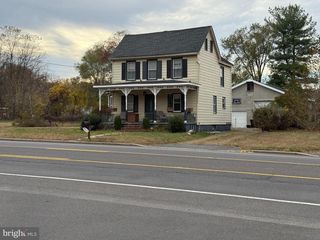 3105 BRIDGEBORO RD, Delran, NJ 08075