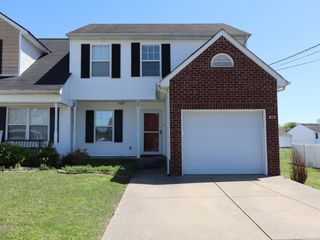 812 Chilhowee Ct, Smyrna, TN 37167