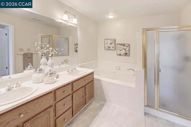 5325 Terra Granada Dr 1B, Walnut Creek, CA 94595