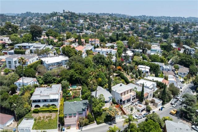 1616 Redcliff, Los Angeles, CA 90026