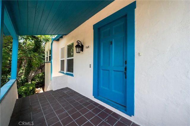 1616 Redcliff, Los Angeles, CA 90026