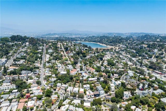 1616 Redcliff, Los Angeles, CA 90026