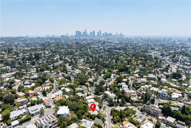 1616 Redcliff, Los Angeles, CA 90026