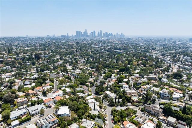 1616 Redcliff, Los Angeles, CA 90026