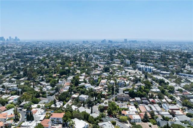 1616 Redcliff, Los Angeles, CA 90026