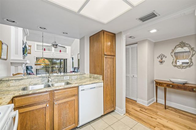 222 WOODLAKE WYNDE 222, Oldsmar, FL 34677