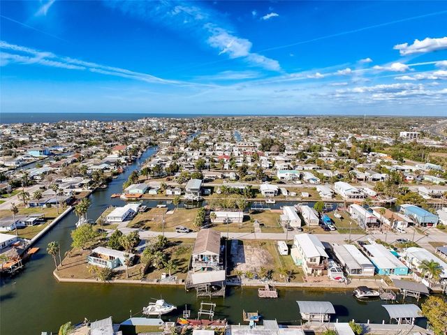 6736 CURLEW LANE, Hudson, FL 34667