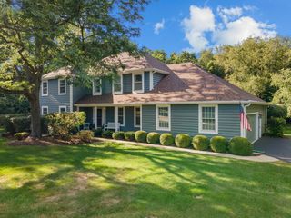 4010 Wyndwood Drive, Crystal Lake, IL 60014