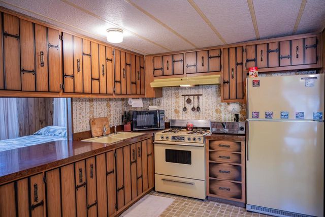 2146 Olmstead Street, Friendship, WI 53934