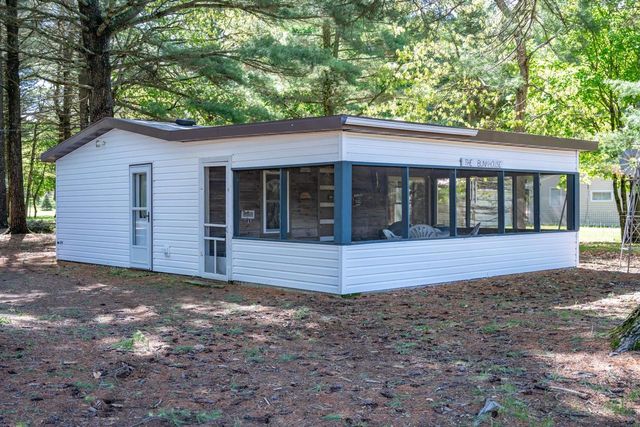 2146 Olmstead Street, Friendship, WI 53934