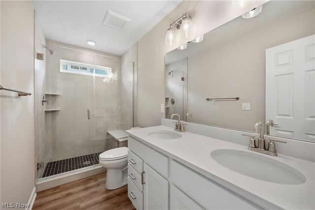 2311 E 100th Street, Cleveland, OH 44106