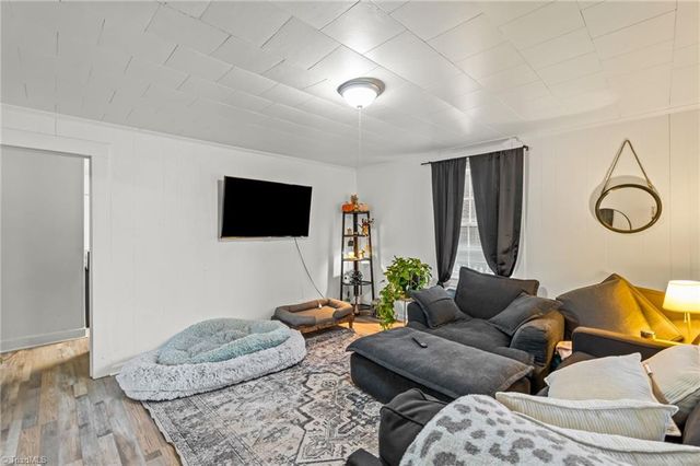 231 Dorothy Street, High Point, NC 27262