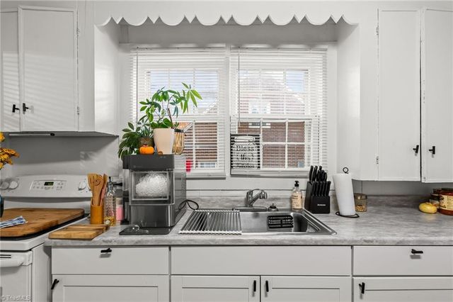 231 Dorothy Street, High Point, NC 27262